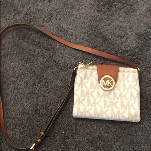 Michael Kors Cross Body Bag